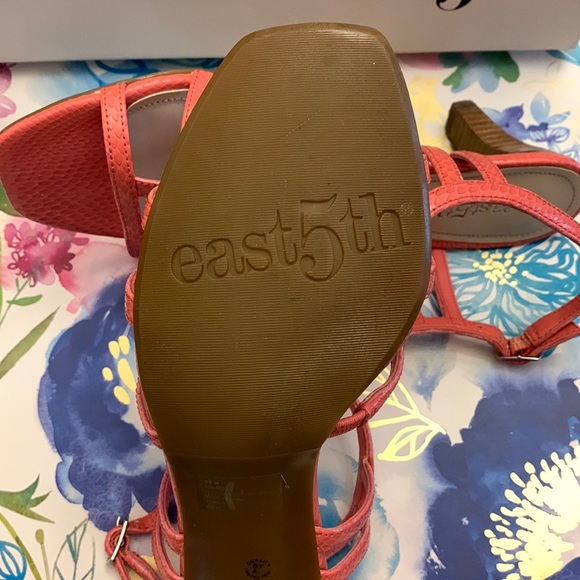 Orange Square Toe Straps Heeled Sandals, East 5th, Size 5.5 - Picture 6 of 8
